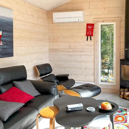 Holiday Home Rakkaranta A- Lentaejaen Poika 1- Two Skip By Interhome Vakantiehuis Hyrynsalmi